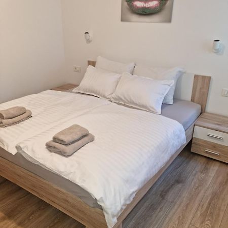Apartmán Ivaana Banjol Exteriér fotografie